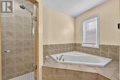 383 GILPIN DRIVE | Newmarket Ontario | Slide Image Nineteen