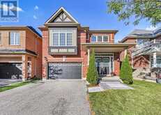 383 GILPIN DRIVE | Newmarket Ontario | Slide Image One