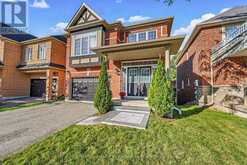 383 GILPIN DRIVE | Newmarket Ontario | Slide Image Three