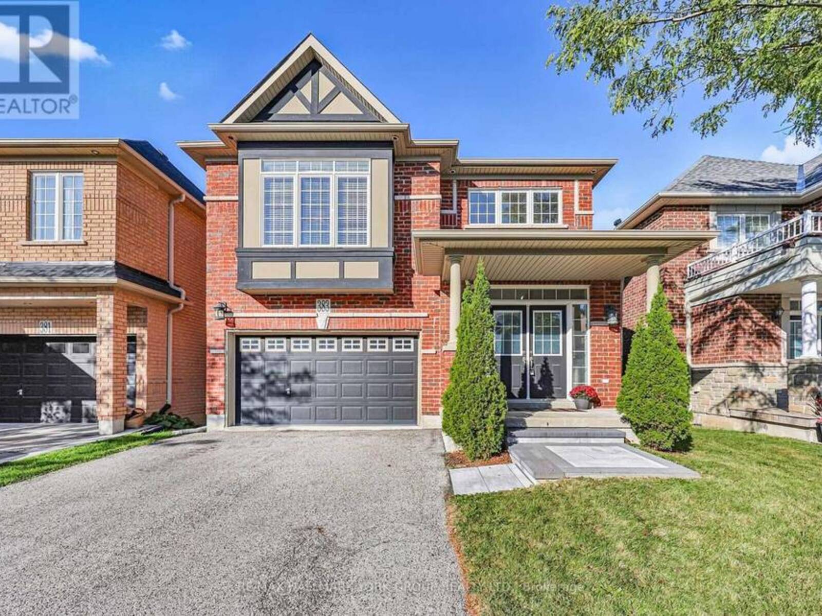 383 GILPIN DRIVE, Newmarket, Ontario L3X 3H2