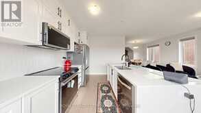 1519 WHITLOCK AVENUE | Milton Ontario | Slide Image Fifteen