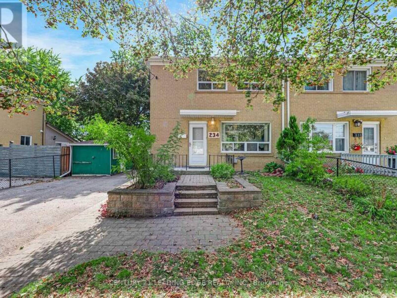 234 BEECHY DRIVE, Richmond Hill, Ontario L4C 2X7