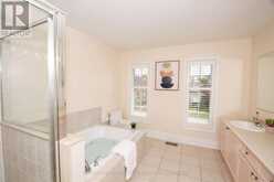 304 TOWER HILL ROAD | Richmond Hill Ontario | Slide Image Eighteen