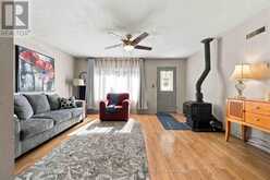 85 CATERING ROAD | Georgina Ontario | Slide Image Ten