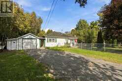 85 CATERING ROAD | Georgina Ontario | Slide Image Two