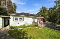 85 CATERING ROAD | Georgina Ontario | Slide Image Three