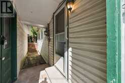 85 CATERING ROAD | Georgina Ontario | Slide Image Four