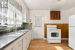 85 CATERING ROAD | Georgina Ontario | Slide Image Seven