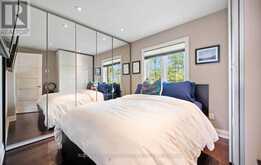 2023 DEERVIEW COMMON | Oakville Ontario | Slide Image Nineteen