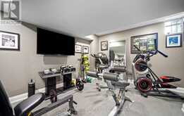 2023 DEERVIEW COMMON | Oakville Ontario | Slide Image Forty