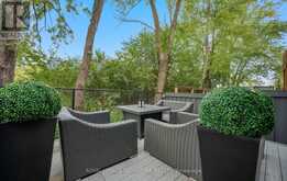 2023 DEERVIEW COMMON | Oakville Ontario | Slide Image Forty-five
