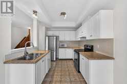 18 PALACEBEACH TRAIL | Hamilton Ontario | Slide Image Sixteen