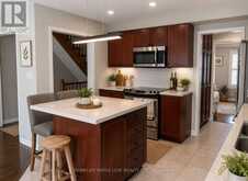 649 SCOTT BOULEVARD | Milton Ontario | Slide Image Nine
