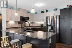 5 SOPHIE LANE | Atherley Ontario | Slide Image Nine