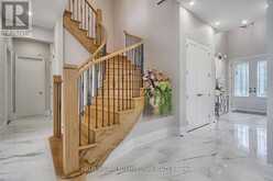 70 BRULE LAKEWAY | Georgina Ontario | Slide Image Four