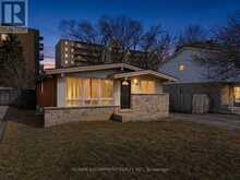 37 LILACSIDE DRIVE | Hamilton Ontario | Slide Image One