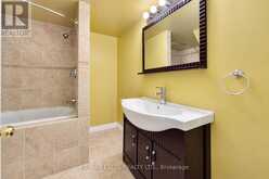 35 STONEHEATH CRESCENT | Markham Ontario | Slide Image Forty-seven