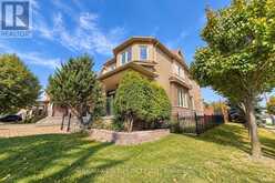 35 STONEHEATH CRESCENT | Markham Ontario | Slide Image Forty-eight