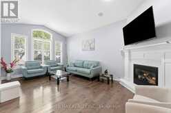 204 KINGFISHER AVENUE | Woodstock Ontario | Slide Image Four