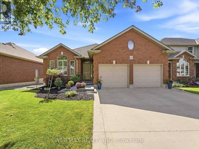 204 KINGFISHER AVENUE Woodstock Ontario, N4T 0B3 - 5 Bedrooms Home For Sale