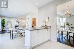 7 KINGSPOINT CIRCLE | Hamilton Ontario | Slide Image Three