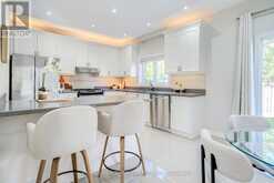 7 KINGSPOINT CIRCLE | Hamilton Ontario | Slide Image Seven