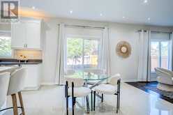 7 KINGSPOINT CIRCLE | Hamilton Ontario | Slide Image Nine