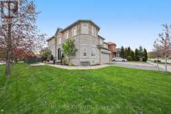 2 IRONHORSE CRESCENT | Caledon Ontario | Slide Image Three