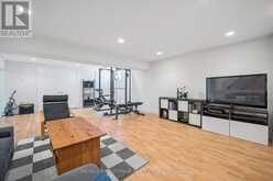 6 FOURSEASONS DRIVE | Hamilton Ontario | Slide Image Thirty-one