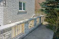 6 FOURSEASONS DRIVE | Hamilton Ontario | Slide Image Thirty-five