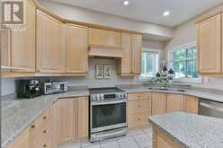 153 ESTATE GARDEN DRIVE | Richmond Hill Ontario | Slide Image Thirteen