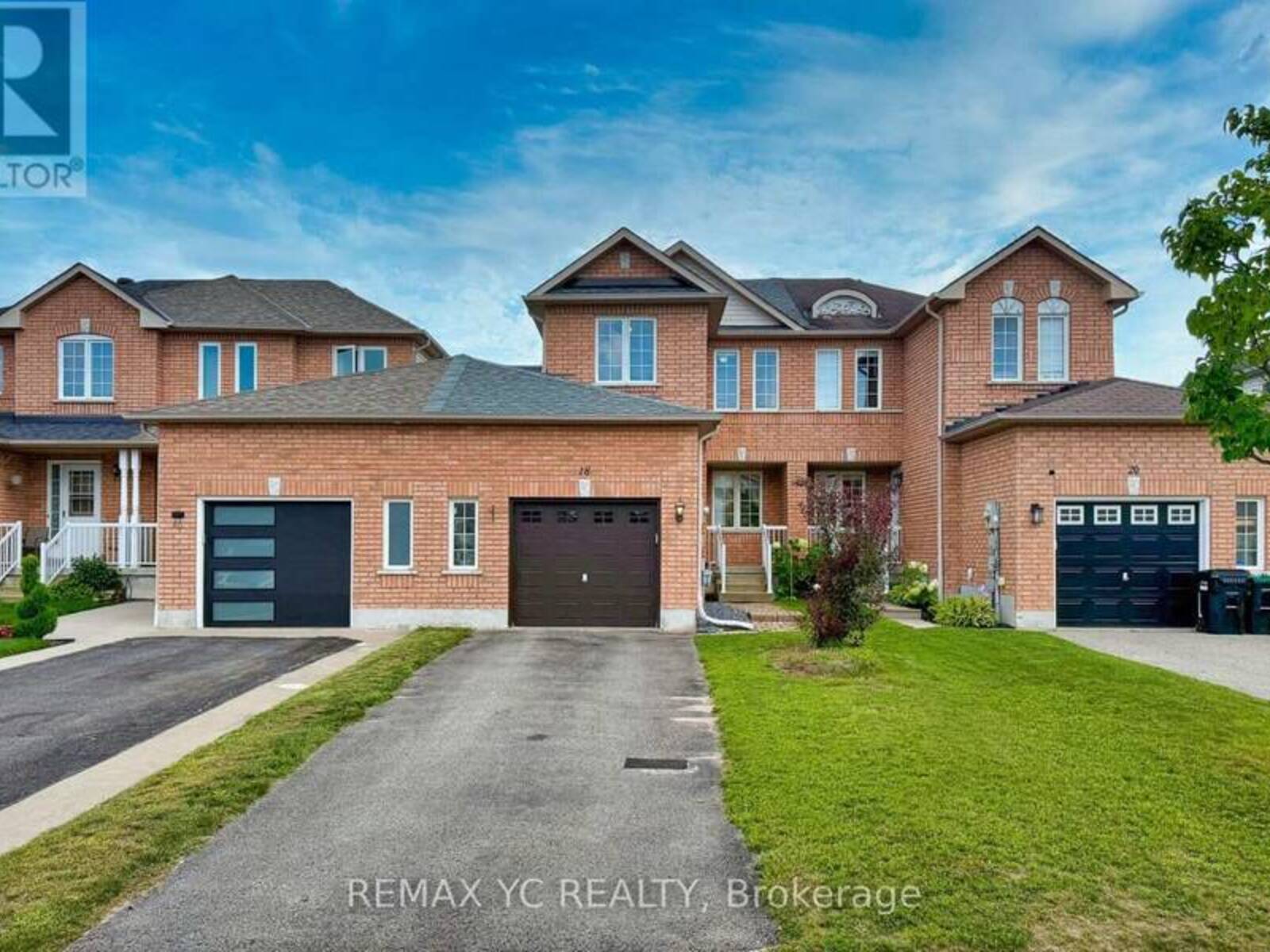 18 COLEMAN DRIVE, Barrie, Ontario L4N 0R4