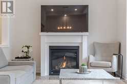 1400 YELLOW ROSE CIRCLE | Oakville Ontario | Slide Image Sixteen