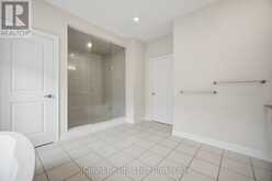1400 YELLOW ROSE CIRCLE | Oakville Ontario | Slide Image Twenty-nine