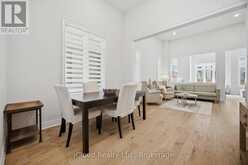 1400 YELLOW ROSE CIRCLE | Oakville Ontario | Slide Image Six