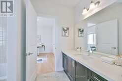 62 ROTH STREET | Aurora Ontario | Slide Image Thirty-two
