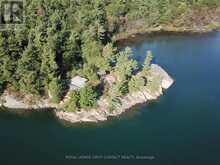 16 A97 ISLAND | Pointe au Baril Ontario | Slide Image Forty-one