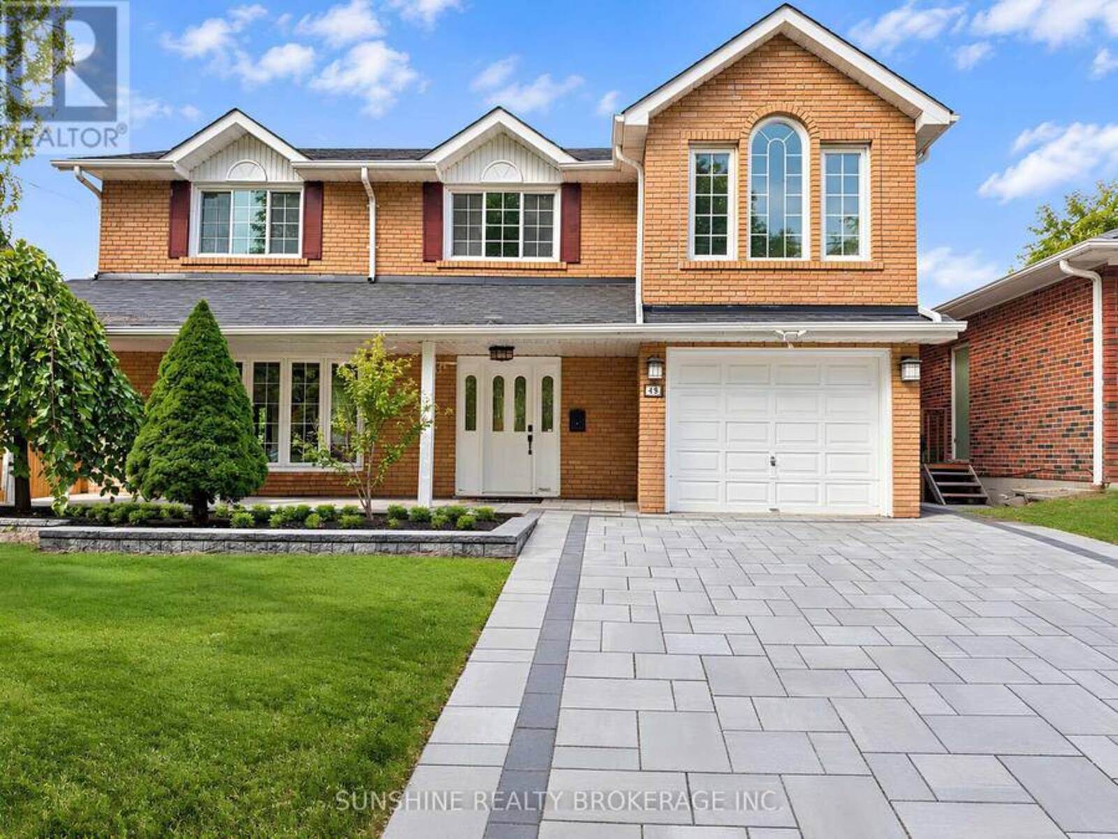 48 BELLBURY CRESCENT, Toronto, Ontario M2J 2J8