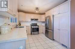43 THORPE CRESCENT | Brampton Ontario | Slide Image Ten