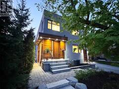 76 FERRIS ROAD Toronto Ontario, M4B 1G4