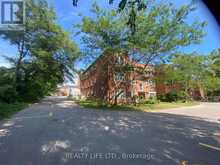 2124 HARRIS CRESCENT | Burlington Ontario | Slide Image Six