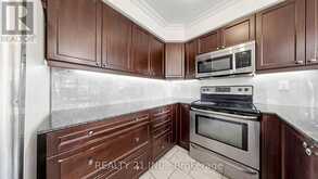 174 HONEYMAN DRIVE | Clarington Ontario | Slide Image Twelve