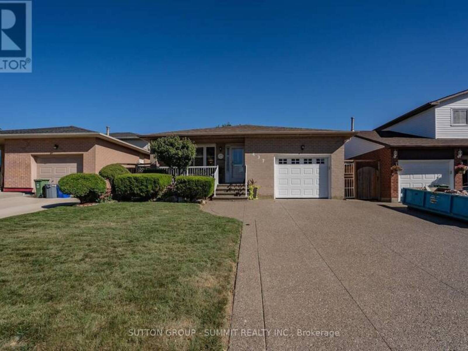 437 EAGLEWOOD DRIVE, Hamilton, Ontario L8W 2T1