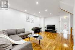 74 ROMANCE DRIVE | Richmond Hill Ontario | Slide Image Eight