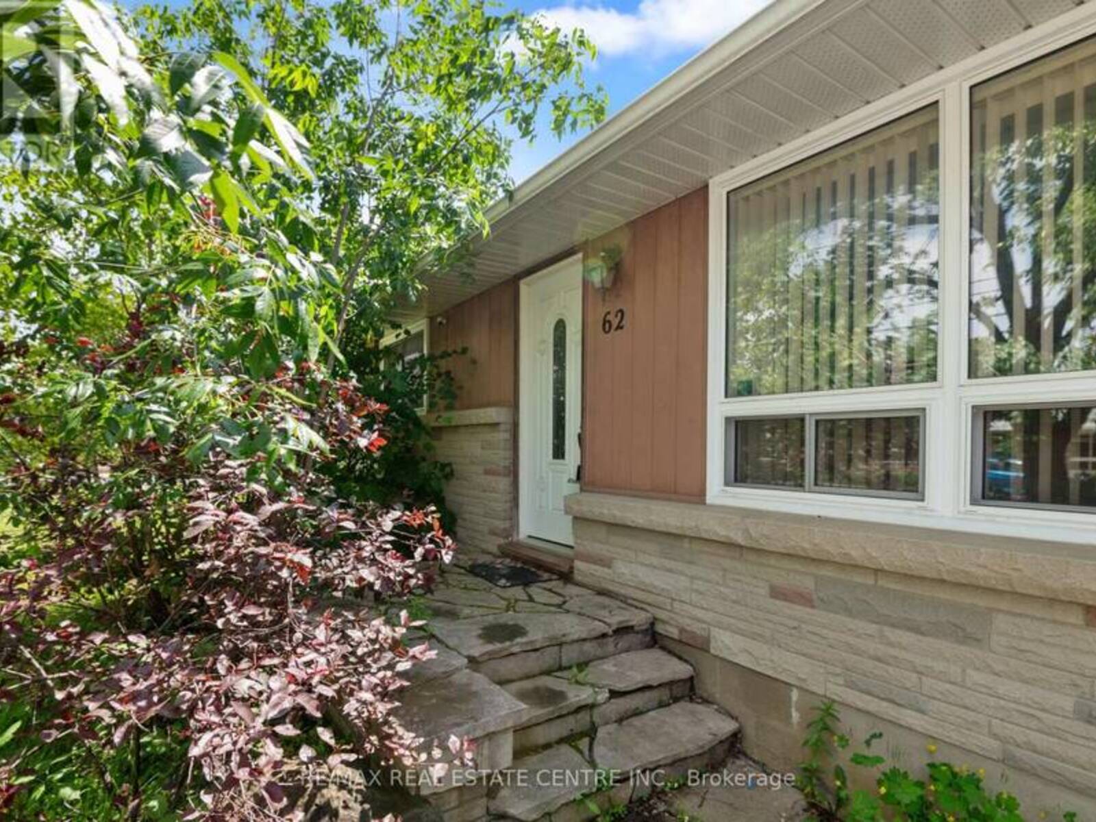 62 ELIZABETH STREET, Orangeville, Ontario L9W 1C6