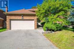 9 IRIS CRESCENT | Brampton Ontario | Slide Image Three