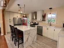 116 NORTH DEER LAKE ROAD | Huntsville Ontario | Slide Image Thirteen