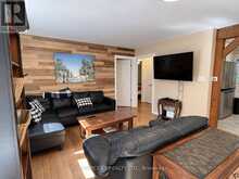 116 NORTH DEER LAKE ROAD | Huntsville Ontario | Slide Image Nineteen