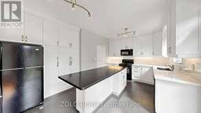 19 WALDRON CRESCENT | Richmond Hill Ontario | Slide Image Twenty