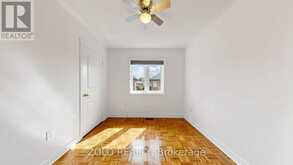 19 WALDRON CRESCENT | Richmond Hill Ontario | Slide Image Thirty-one